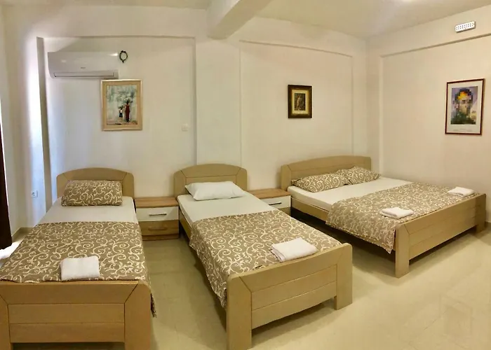 Apartmani Maja